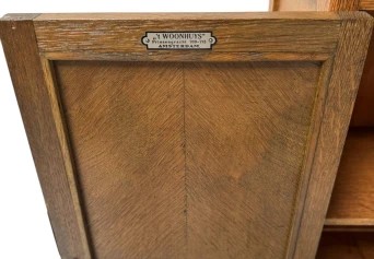 Art Deco Amsterdamse School Wall Cabinet by 't Woonhuys Amsterdam, 1920s